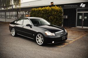 Infiniti M35 Vossen CV7 by SR Auto Group